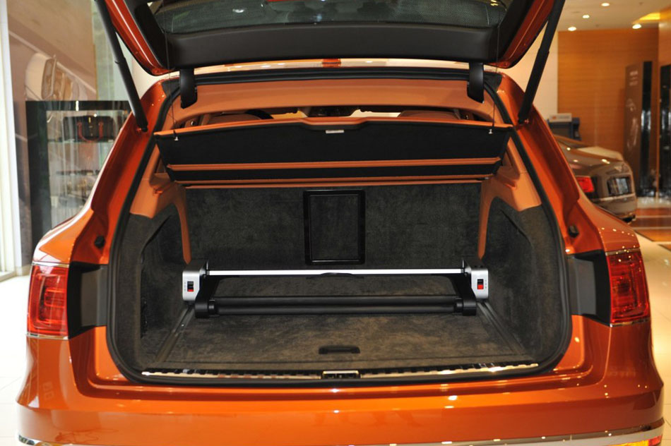 2016 6.0T First Edition  οռ