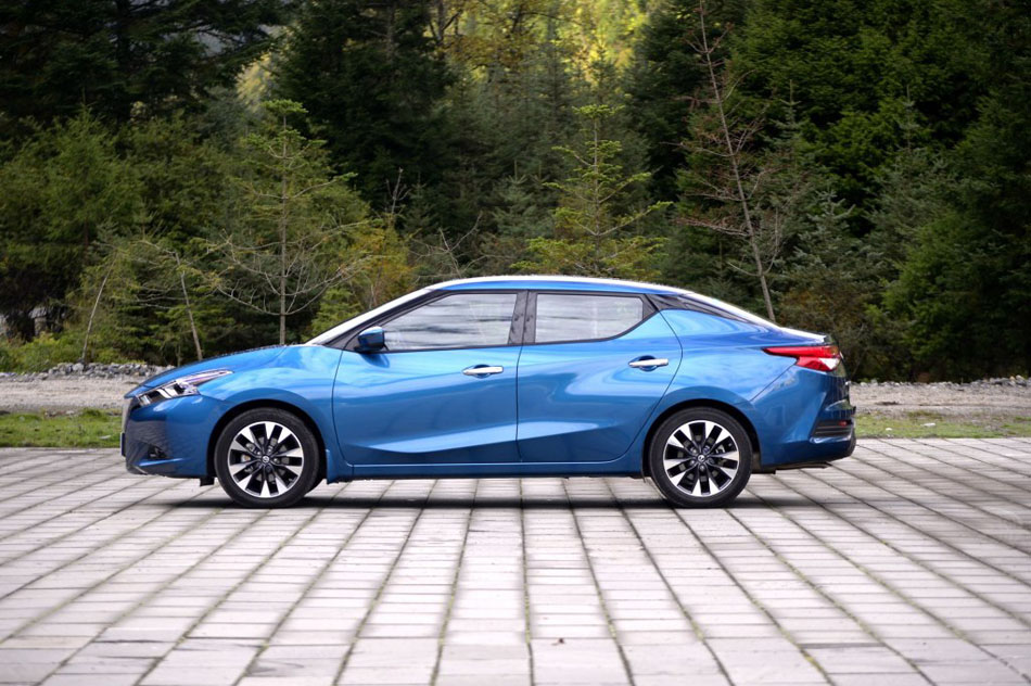 2016款 1.6L CVT高能版 外观