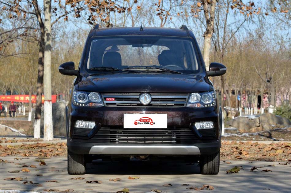 2016款 1.5L 手动尊享型 232座 外观