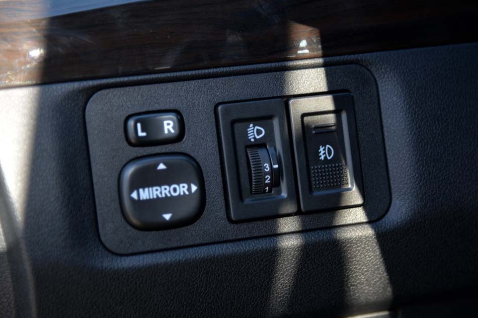 2016款 1.5L 手动尊享型 232座 内饰