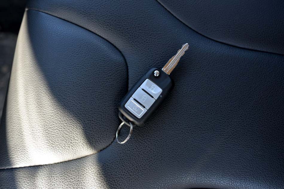 2016款 1.5L 手动尊享型 232座 细节