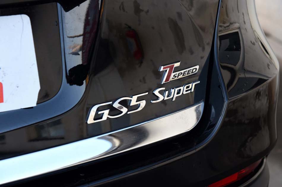 2016款 1.8T 自动两驱周年纪念版 细节