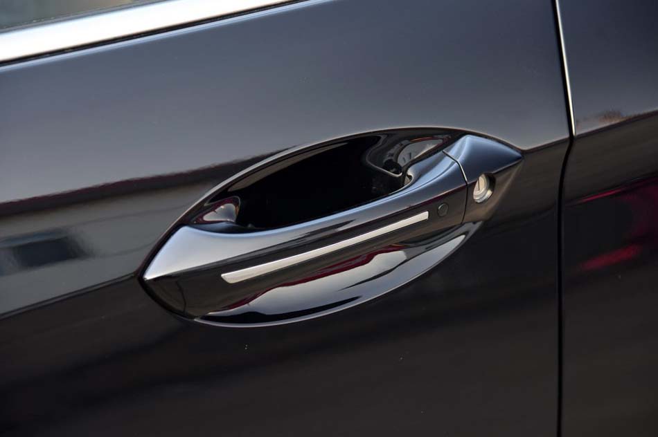 2016款 1.8T 自动两驱周年纪念版 细节