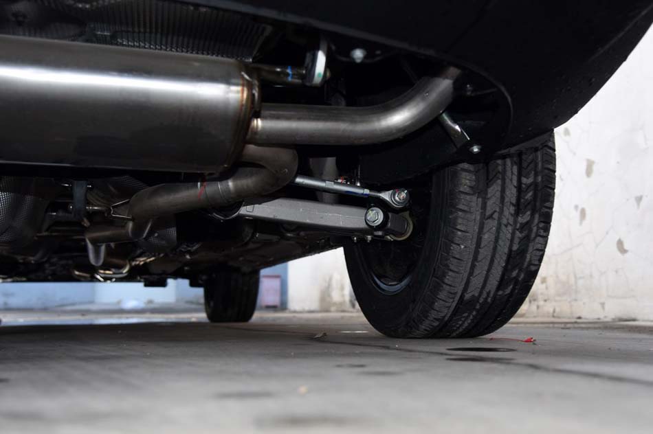 2016款 1.8T 自动两驱周年纪念版 引擎底盘