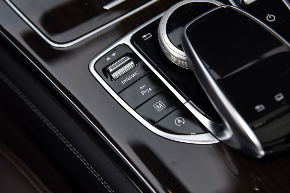 2016款 GLC 260 4MATIC 动感型 内饰