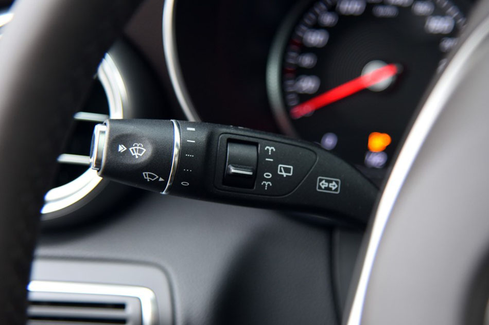 2016款 GLC 260 4MATIC 动感型 内饰