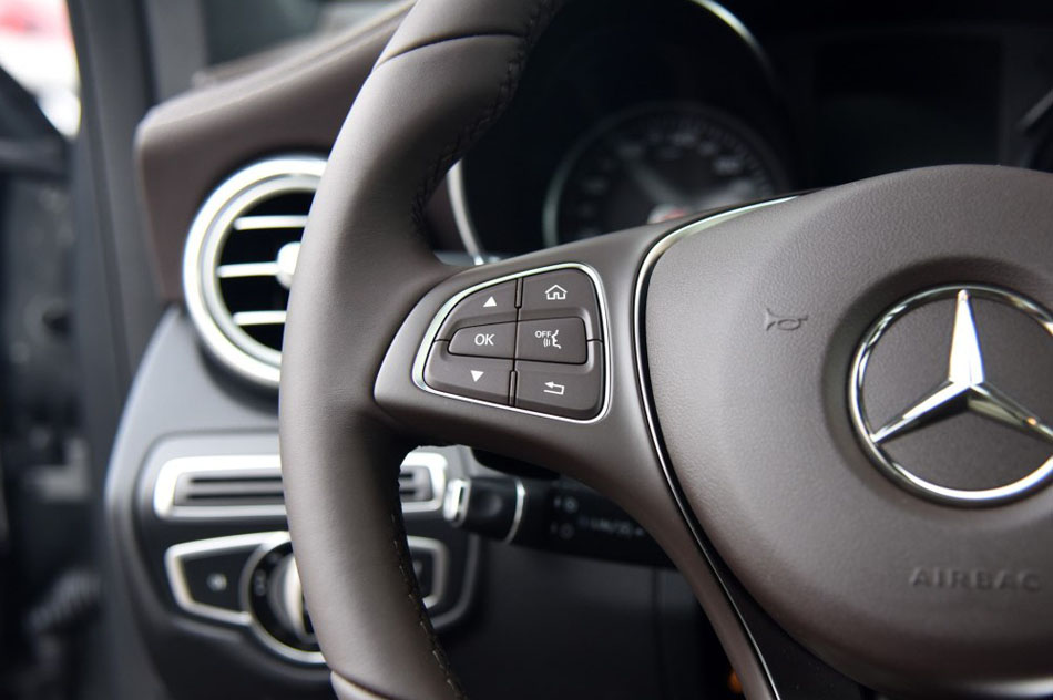 2016款 GLC 260 4MATIC 动感型 内饰