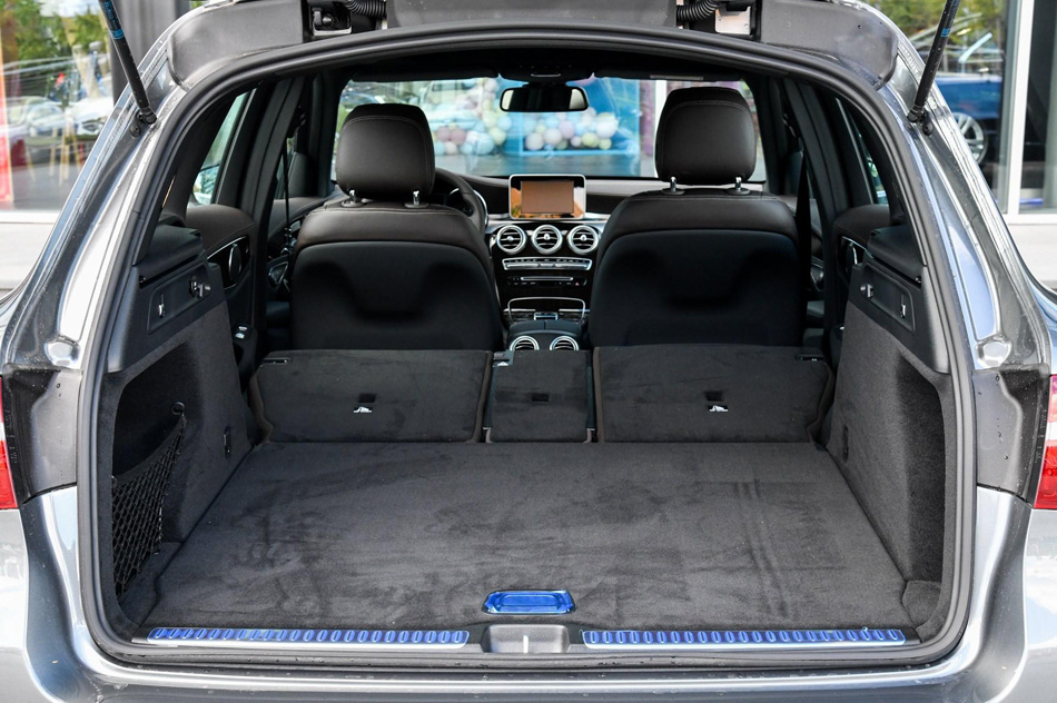 2019 GLC 260 4MATIC  οռ