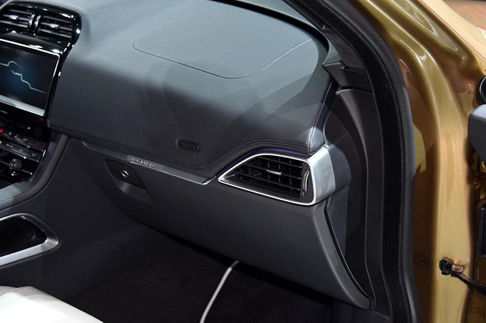 2016款 3.0T S高性能版 内饰