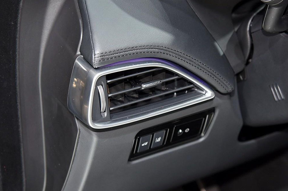 2016款 3.0T S高性能版 内饰