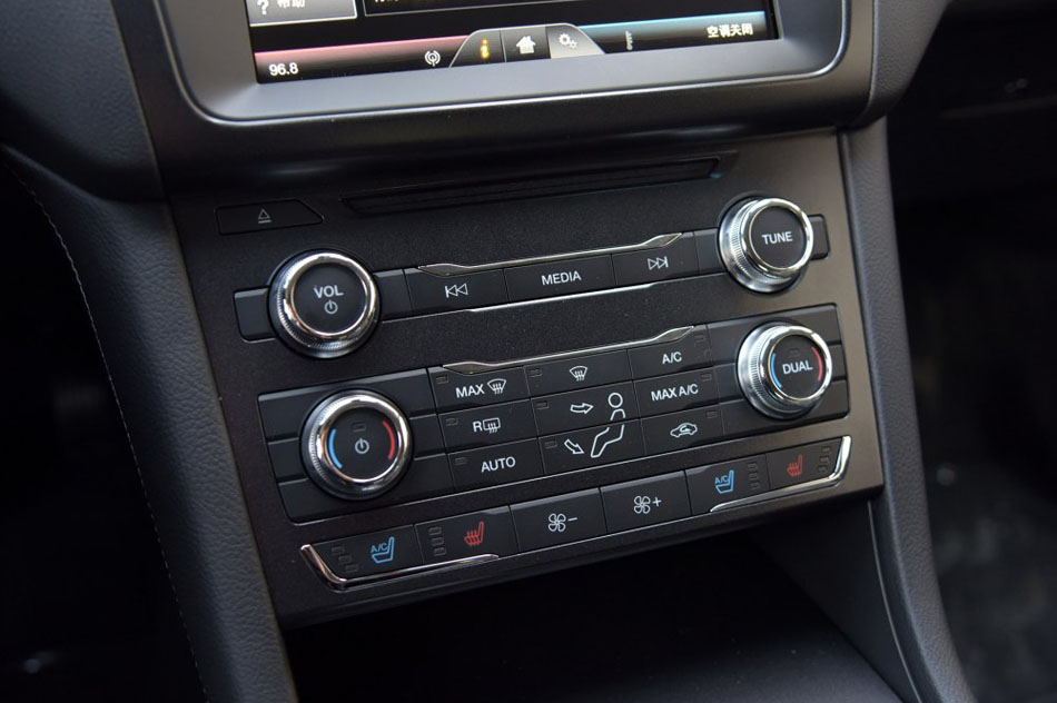 2015款 2.0L GTDi 时尚型 内饰