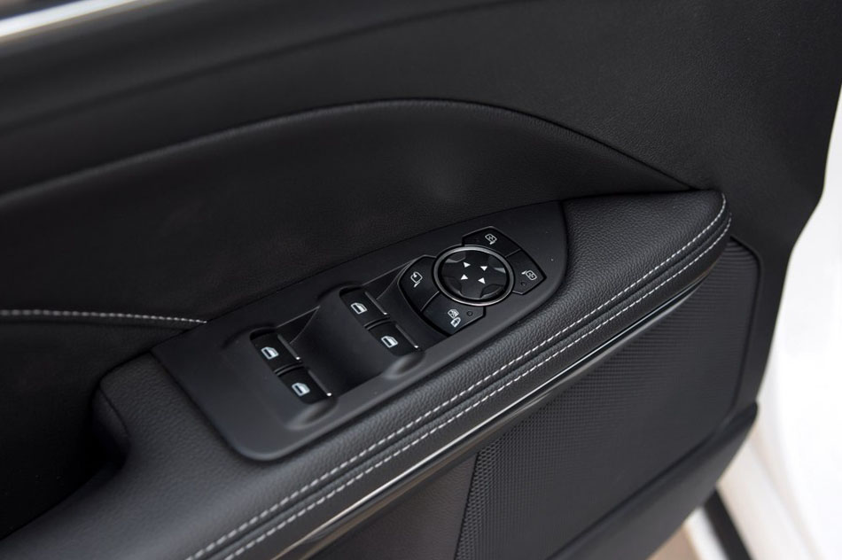 2015款 2.0L GTDi 时尚型 座椅空间