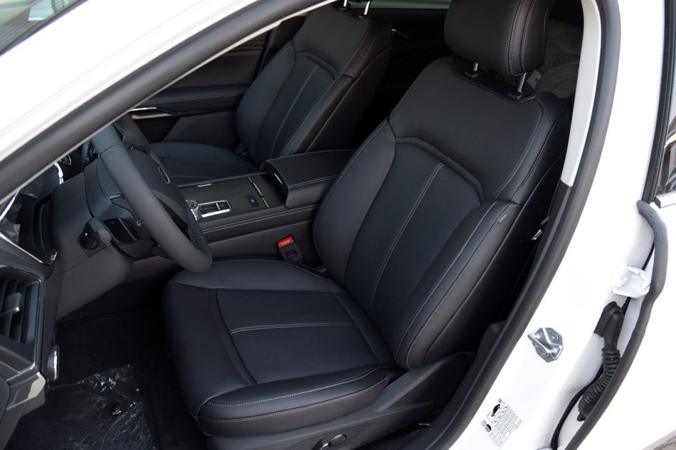 2015款 2.0L GTDi 时尚型 座椅空间