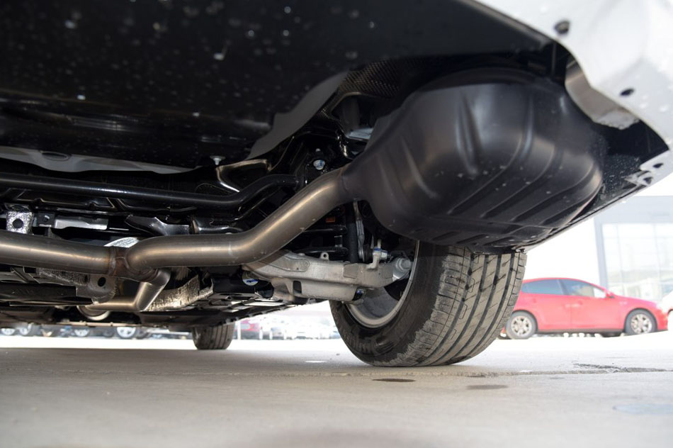 2015款 2.0L GTDi 时尚型 引擎底盘