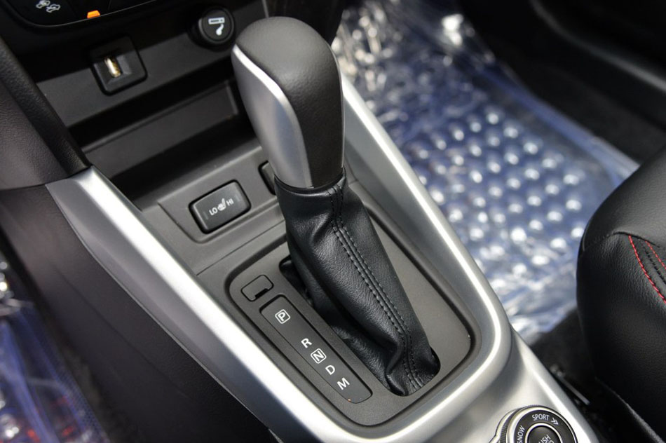 2016款 1.4T 自动四驱旗舰型 内饰