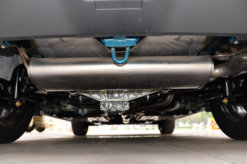 2016款 1.4T 自动四驱旗舰型 引擎底盘