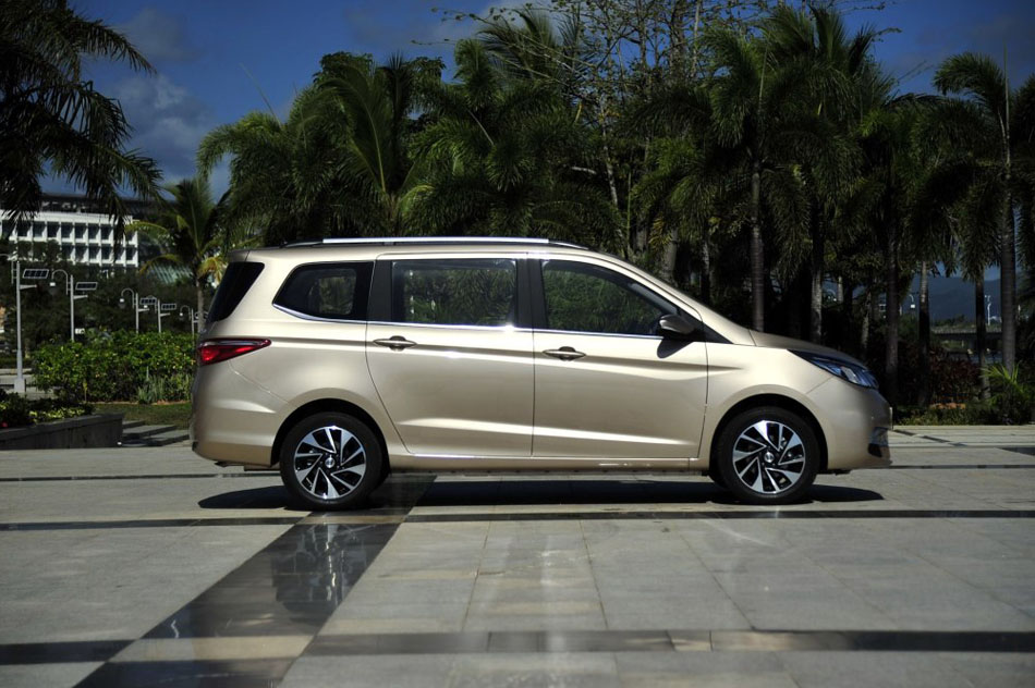 2016款 1.5L 手动豪华型 外观