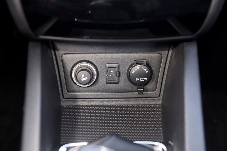 2016款 1.5L 手动豪华型 内饰