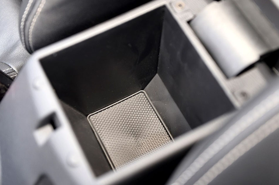 2016款 1.5L 手动豪华型 座椅空间