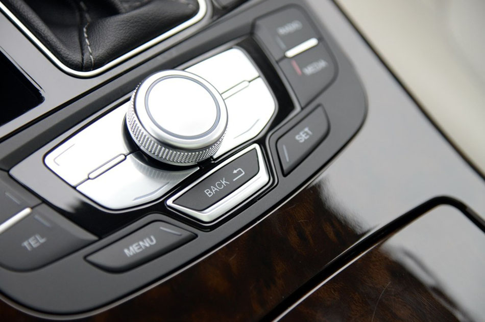 2016款 1.8T DCT公务版 内饰