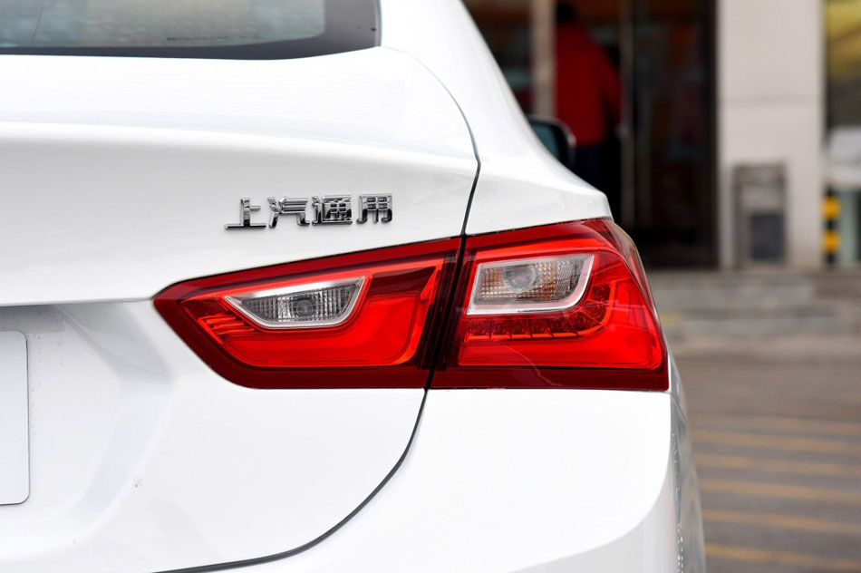 2016款 1.5T 双离合锐耀版 细节