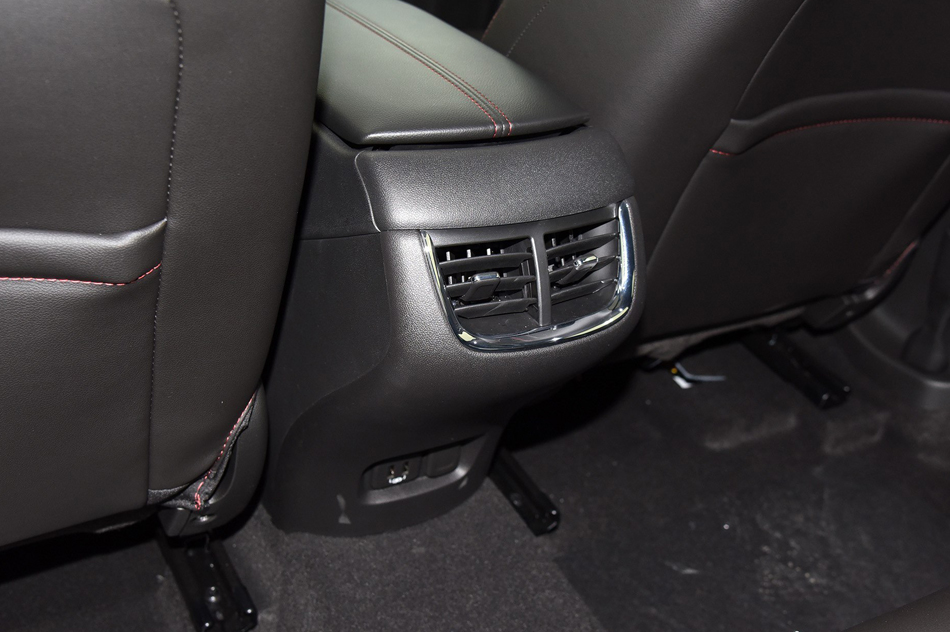 2019 Redline 550T Զǰ οռ