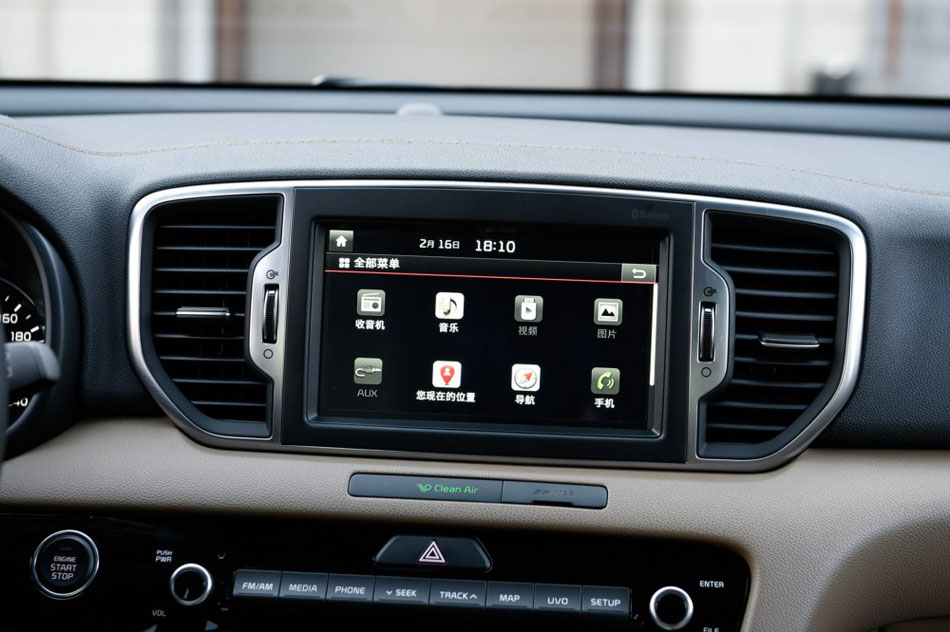 2016款 1.6T 自动四驱Premium 内饰