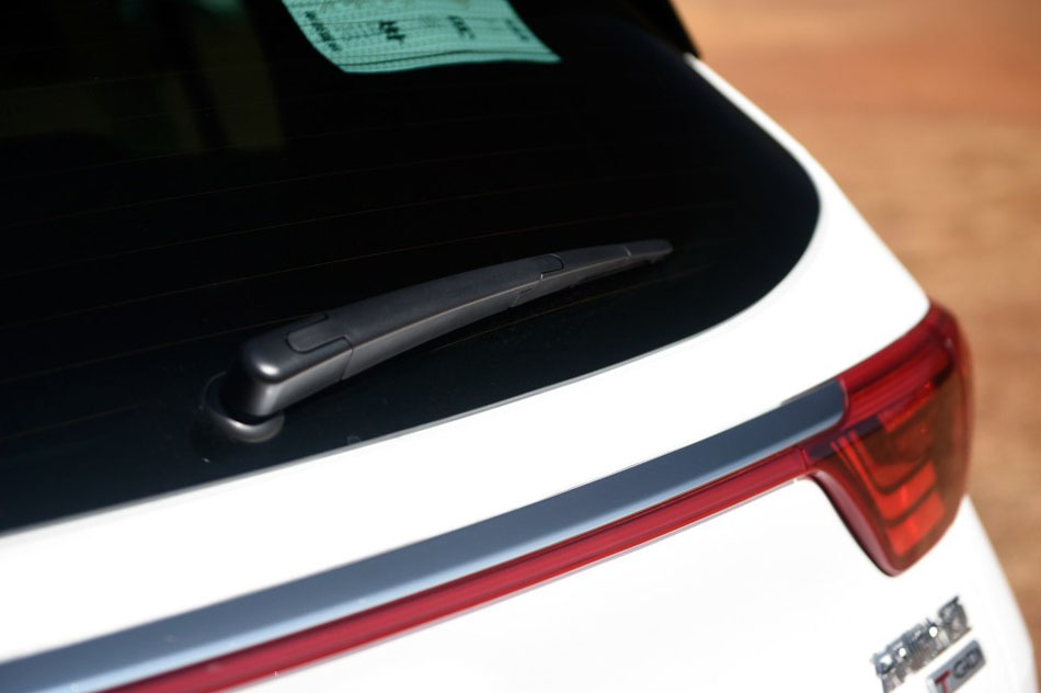 2016款 1.6T 自动四驱Premium 细节