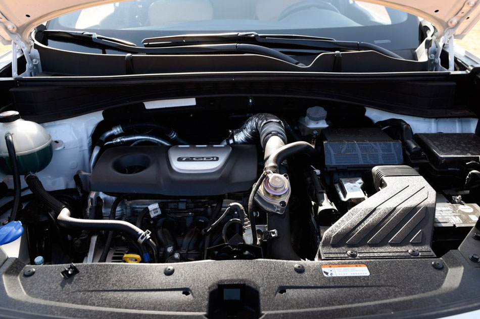 2016款 1.6T 自动四驱Premium 引擎底盘