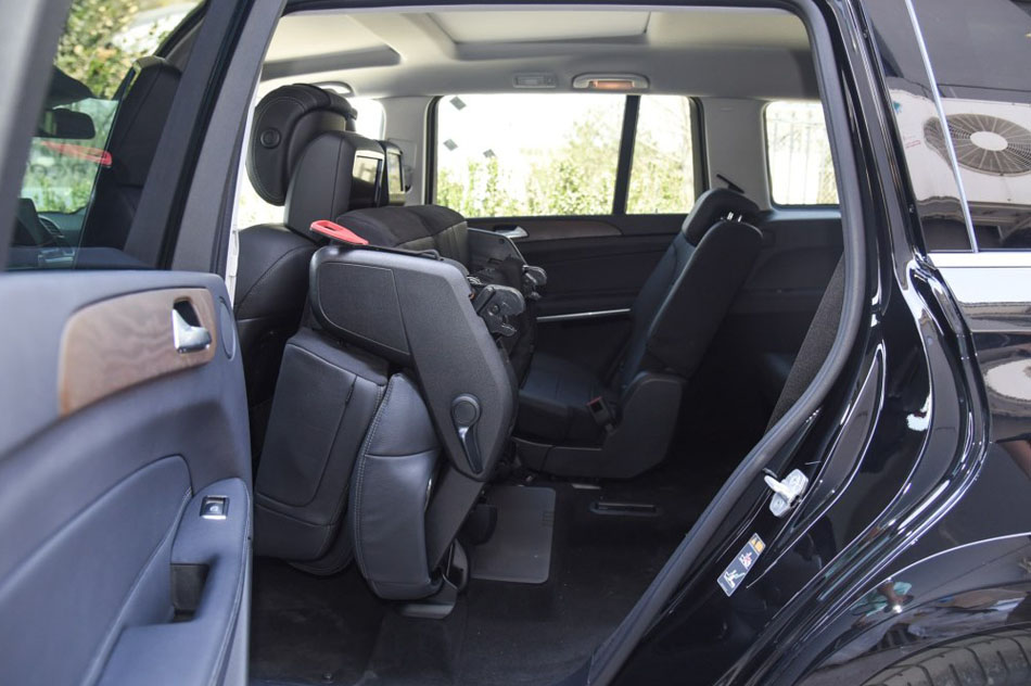 2016款 GLS 500 4MATIC 座椅空间
