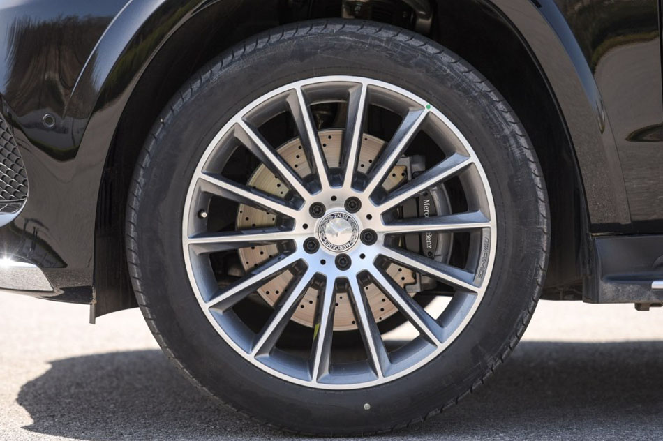 2016 GLS 500 4MATIC ϸ