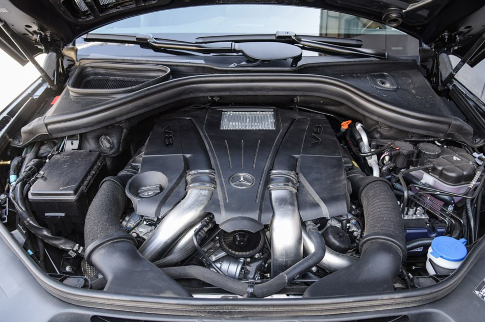 2016款 GLS 500 4MATIC 引擎底盘