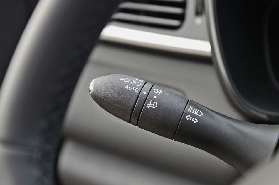 2016款 2.0L 四驱至尊版 内饰