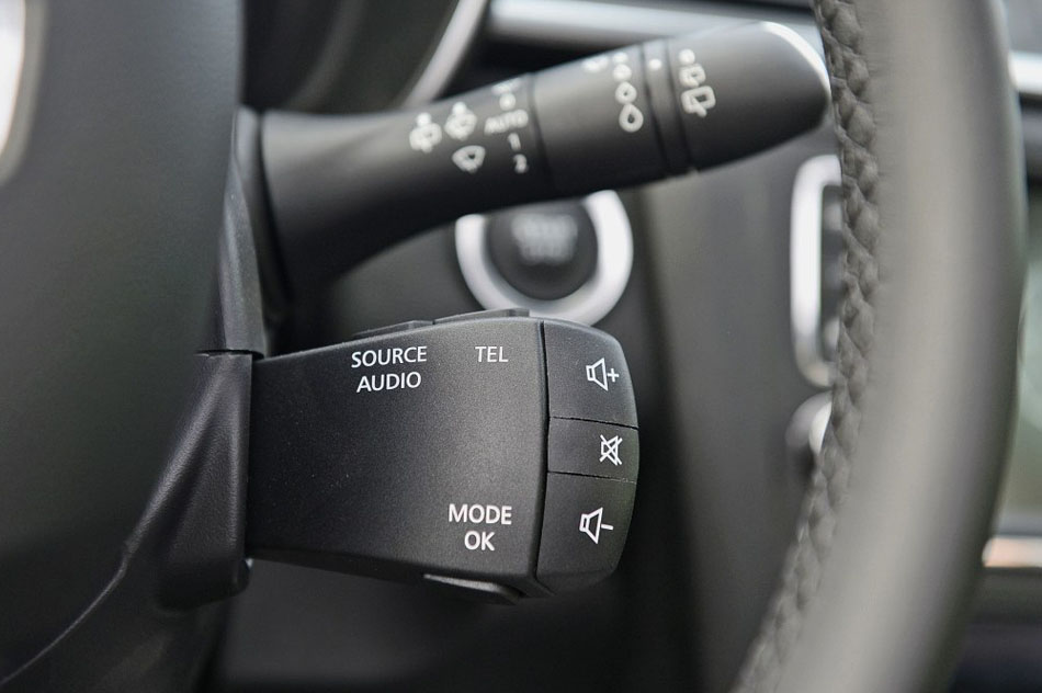 2016款 2.0L 四驱至尊版 内饰