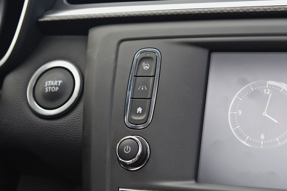 2016款 2.0L 四驱至尊版 内饰