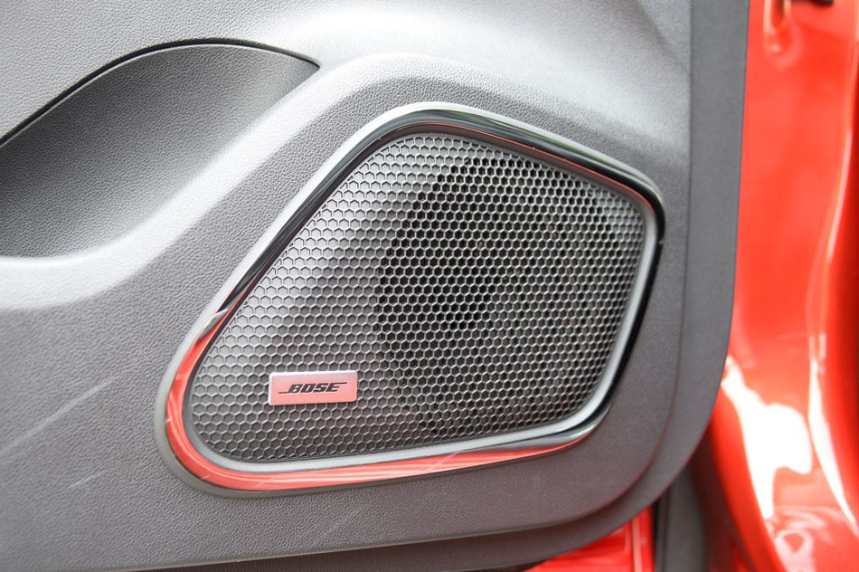 2016款 2.0L 四驱至尊版 座椅空间