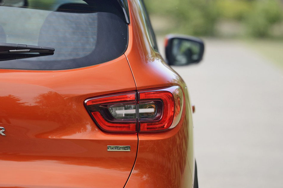 2016款 2.0L 四驱至尊版 细节