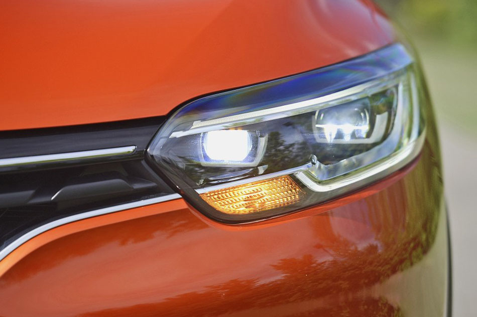 2016款 2.0L 四驱至尊版 细节