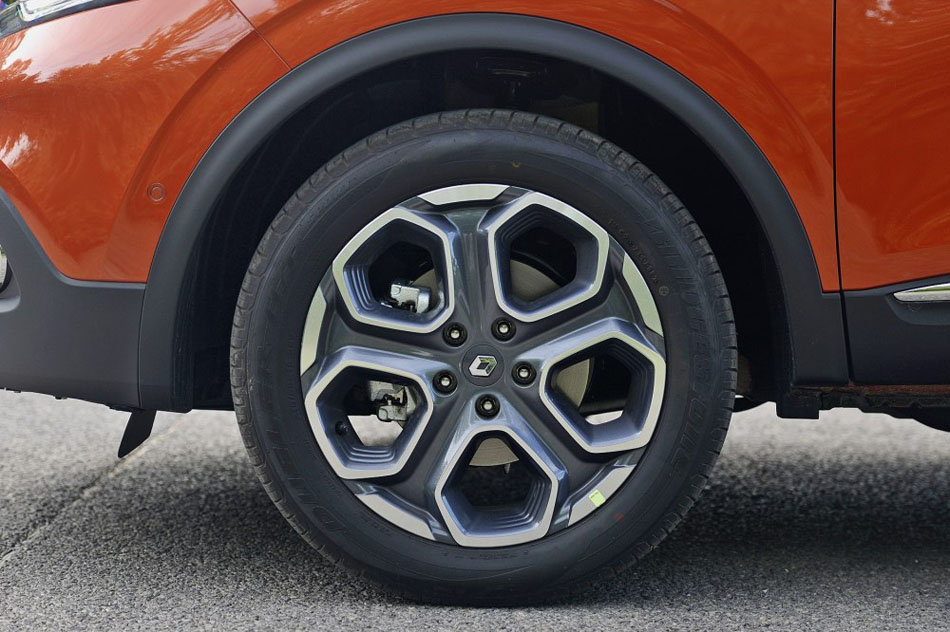 2016款 2.0L 四驱至尊版 细节