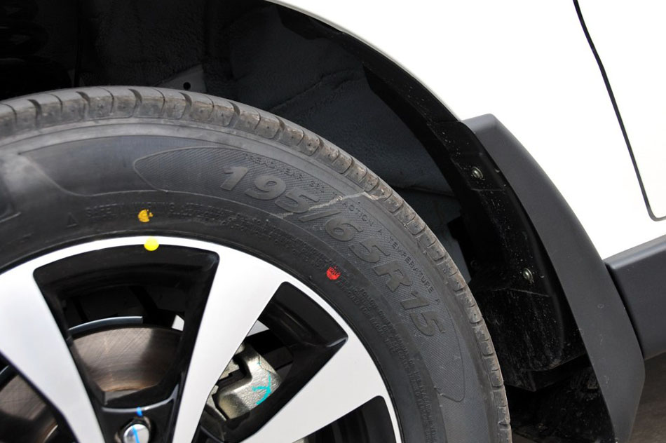 2016款 1.5L 舒适型DAM15 细节