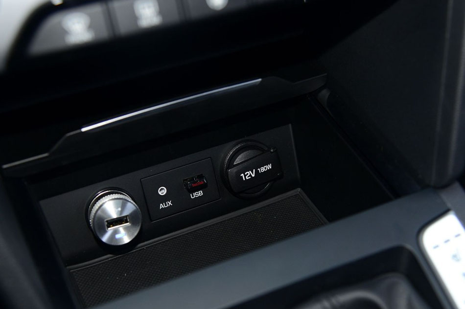 2016款 1.6L 自动智炫·旗舰型 内饰