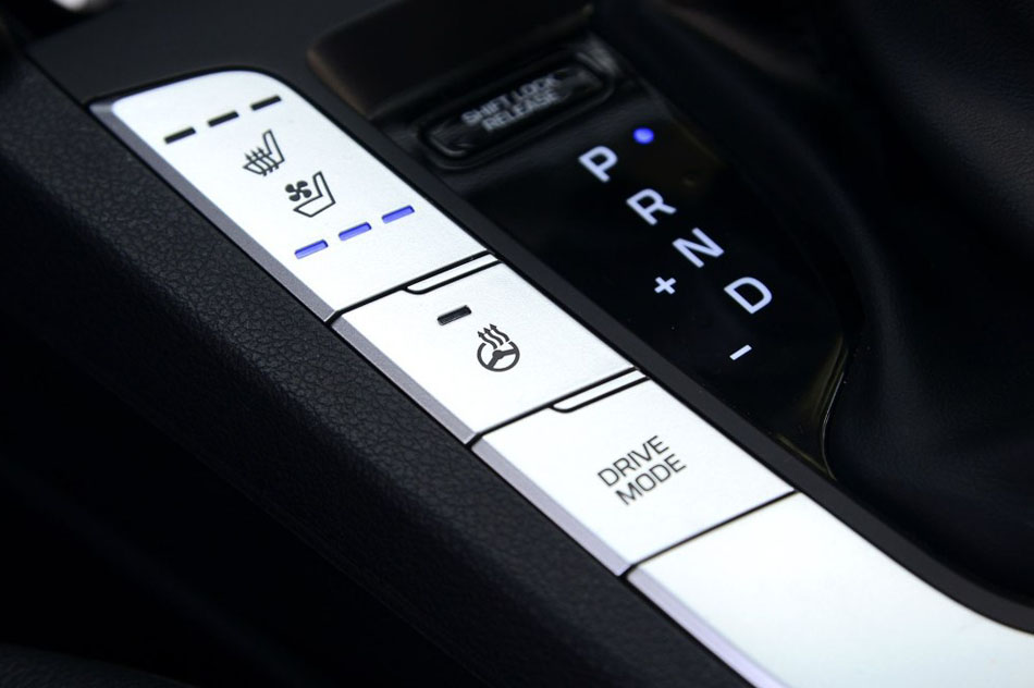 2016款 1.6L 自动智炫·旗舰型 内饰