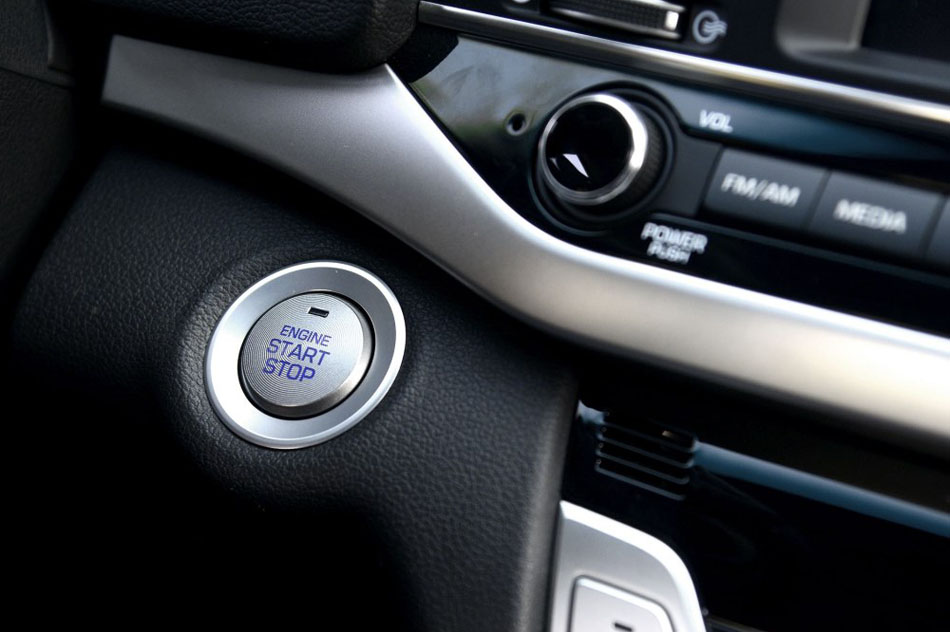 2016款 1.6L 自动智炫·旗舰型 内饰