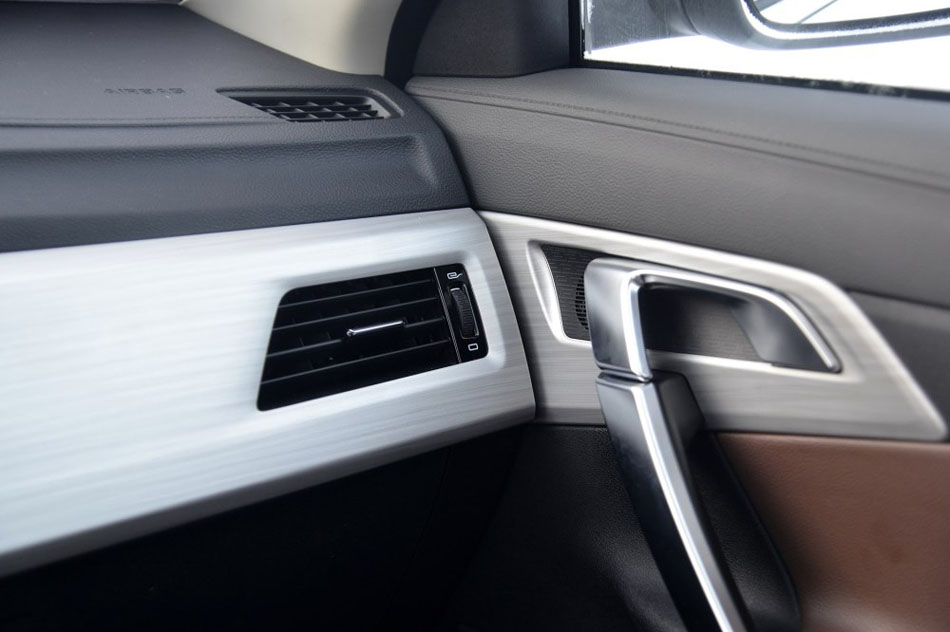 2016款 1.8TD 自动四驱智尊型 内饰