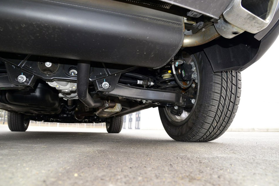 2016款 1.8TD 自动四驱智尊型 引擎底盘