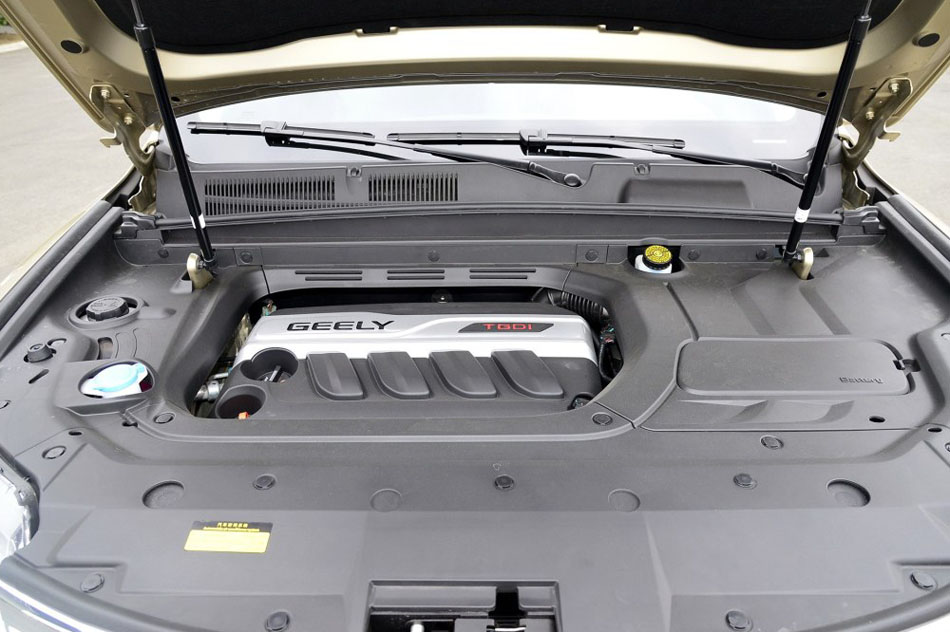 2016款 1.8TD 自动四驱智尊型 引擎底盘