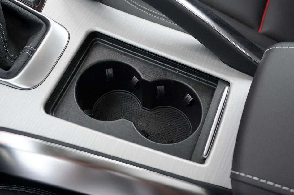 2018款 1.8TD 手动两驱智雅型 内饰