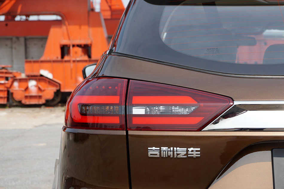 2018款 1.8TD 手动两驱智雅型 细节