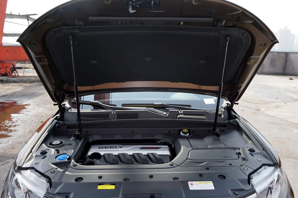 2018款 1.8TD 手动两驱智雅型 引擎底盘