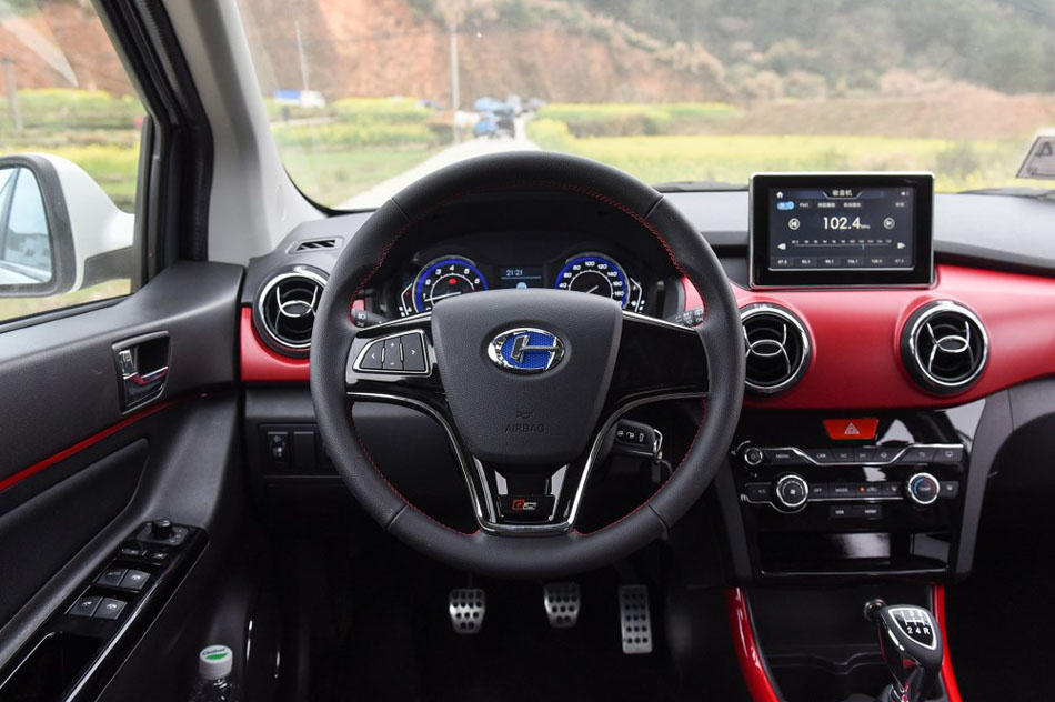 2016款 1.5L 手动乐慧版 内饰